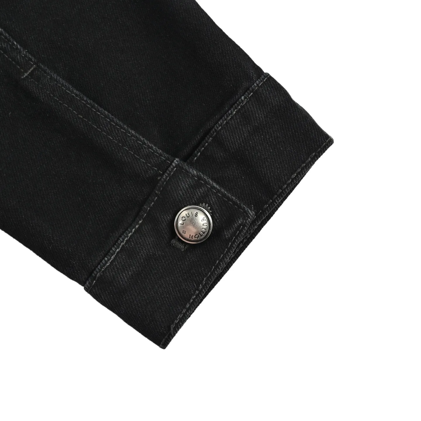 Louis Vuitton/